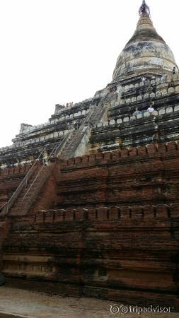 Shwesandaw Pagoda
