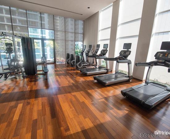 Fitness Center at the Hansar Bangkok