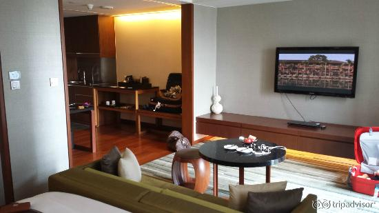 Excuse my poor photo skills, Rooms is better in person.