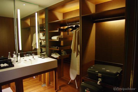 offener Schrank