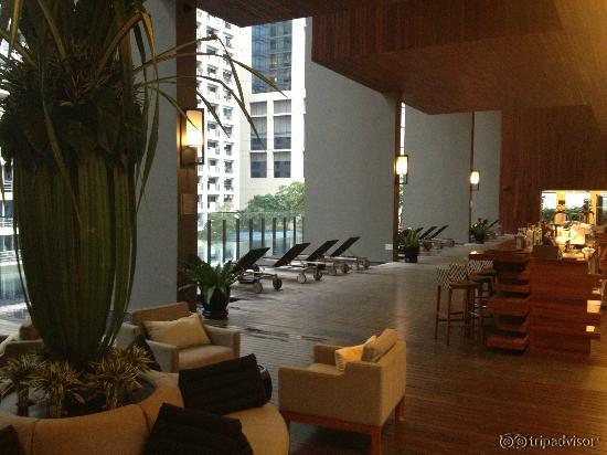 Pool/Spa/Lounge area