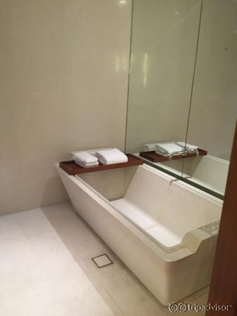 Tub