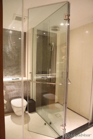 Huge studio suite!