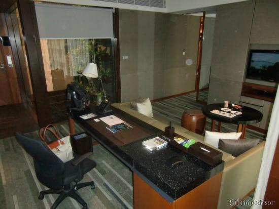 edge suite