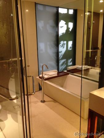 Tub