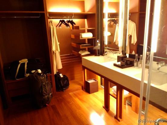 Massive bathroom