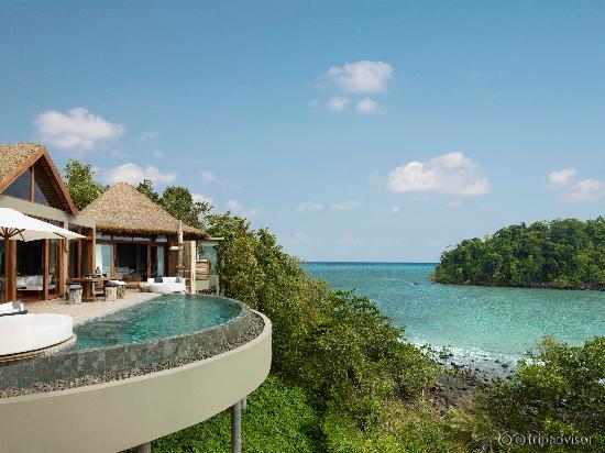Our two-bedroom villas offer splendid views of the Gulf of Thailand.