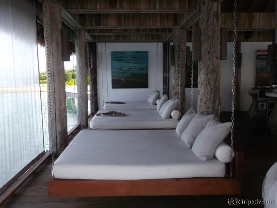 the vista bar -perfect for sundowner drinks