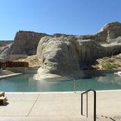 PISCINA NEL CANYON