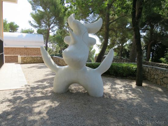 The marvelous nearby Galerie Maeght