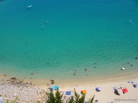 particolare del mare dall terrazza alla fine del corso