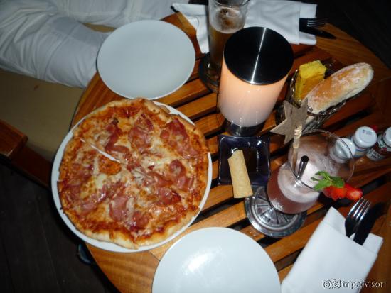 ランガリバー　ハッピーアワー２（サービスパン＆ピザ）