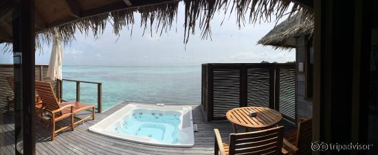 view to se and jacuzzi