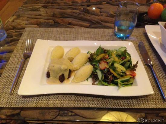 Dinner at Conrad Lounge