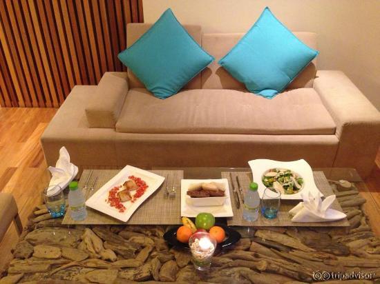 Dinner at Conrad Lounge