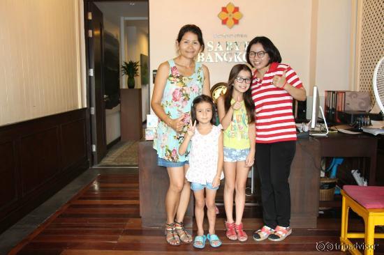 Jessica à l'accueil