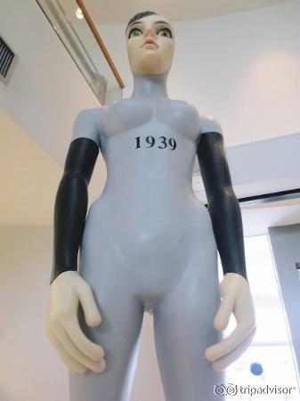 メインエントランスのオブジェ