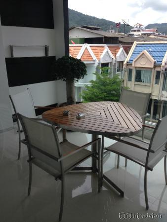 balcony