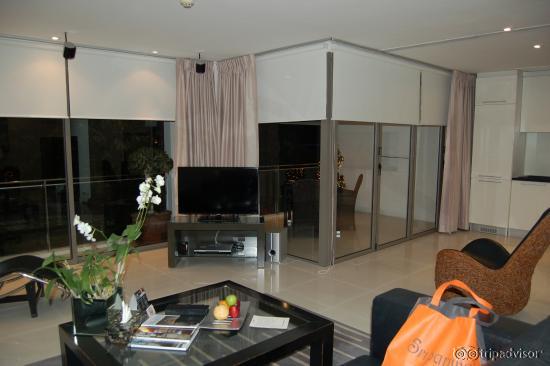 salon d'une chambre appart de 100 m2