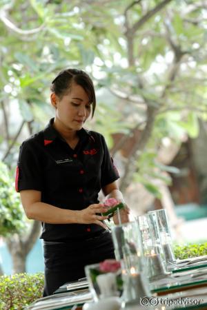 BYD Lofts Bar & Bistro