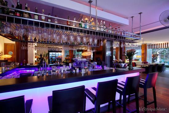 BYD Lofts Bar & Bistro