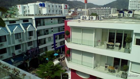 New building across from main wing