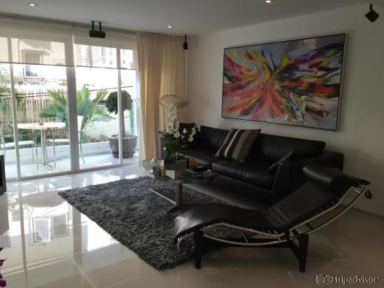 The living room 2