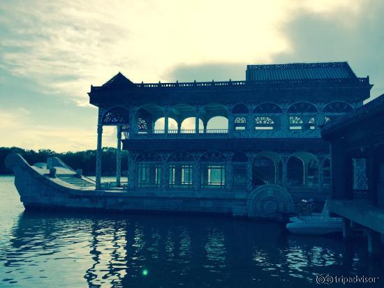 Beautiful Summer Palace