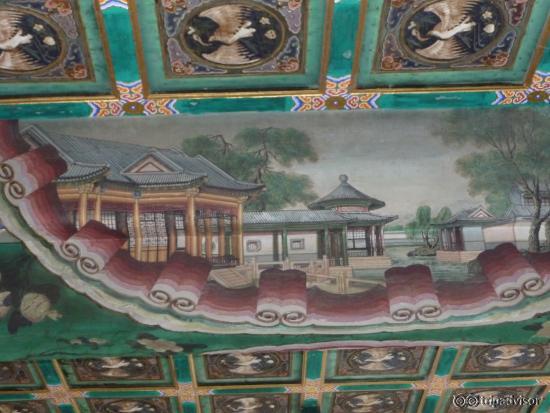 Good example of painting in long corridor
