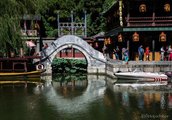 summer palace (photo by vicky haitin)