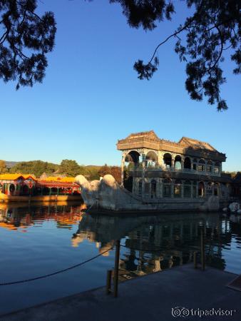 marble boat