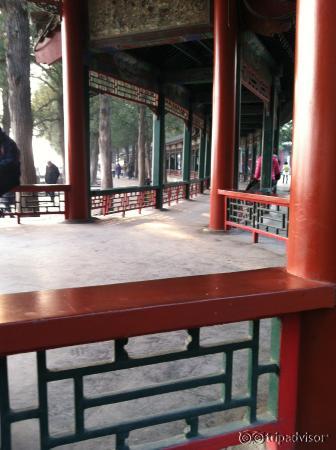 covered walkway