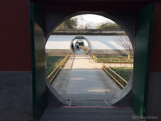 Summer Palace, south lake isle