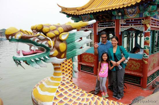 Summer Palace Dragon Boat