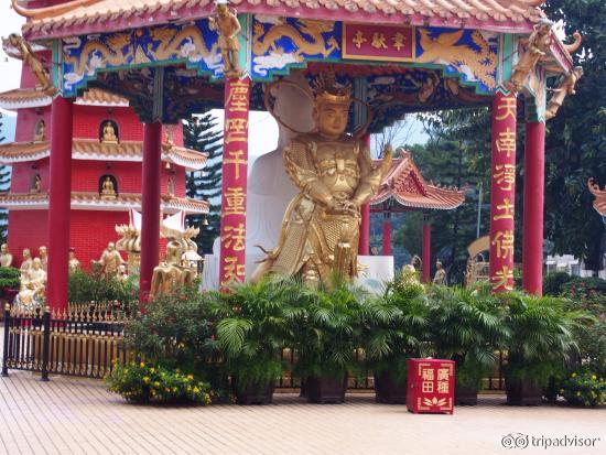 No alto do monastério