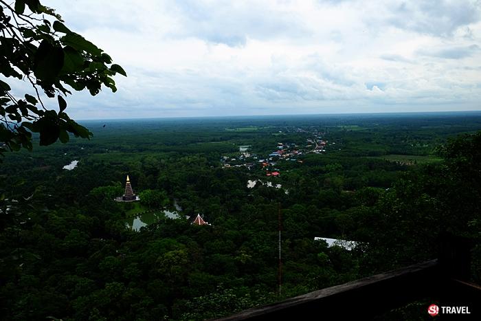 ภาพด้านบนภูทอก