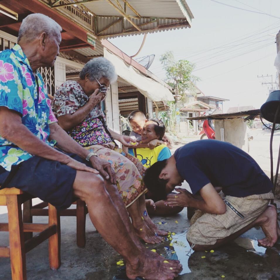 ครอบครัวคุณ อดิศักดิ์ ปลูกชัยภูมิ