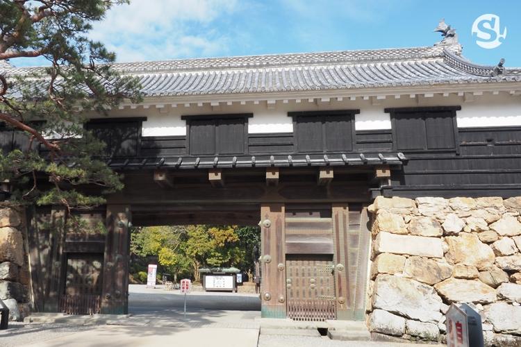 ปราสาทโคจิ (Kochi Castle)