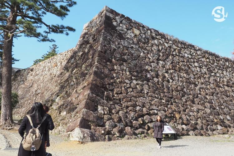 ปราสาทโคจิ (Kochi Castle)