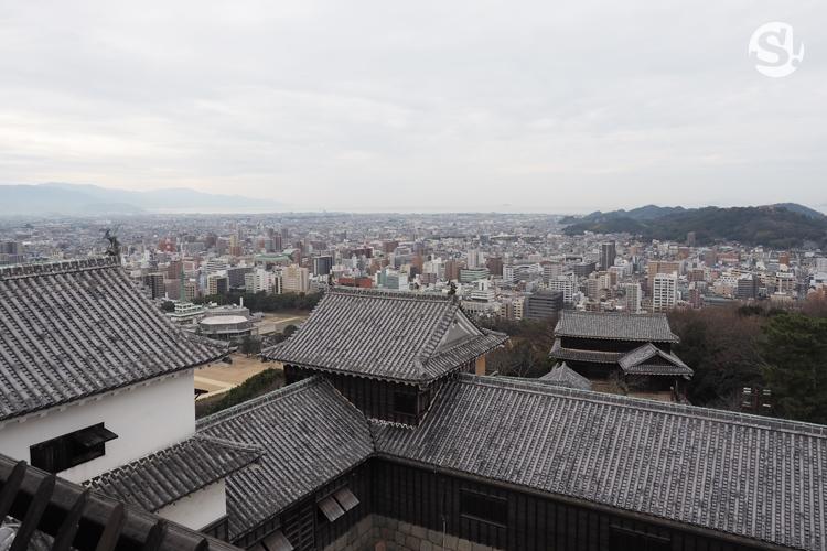 ปราสาทมัตสึยามะ (Matsuyama Castle)