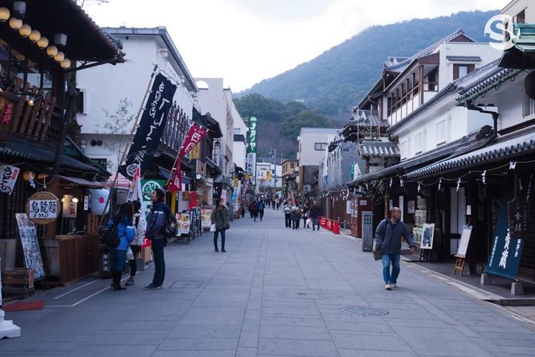 โรงเรียนนะกะโนะอุด้ง (Nakano Udon School)