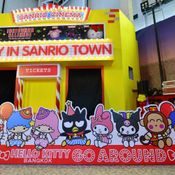 Hello Kitty Go Around!! Bangkok