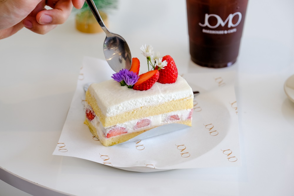 JOMO Bakehouse & Cafe ขนม