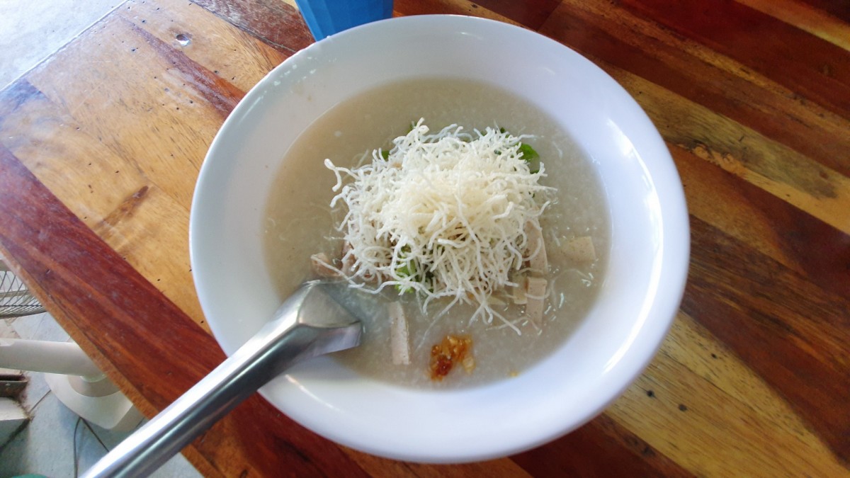 ก๋วยจั๊บญวนเลยสูตรโบราณ ร้านเก่าแก่คนแน่น เปิดมากว่า 23 ปี