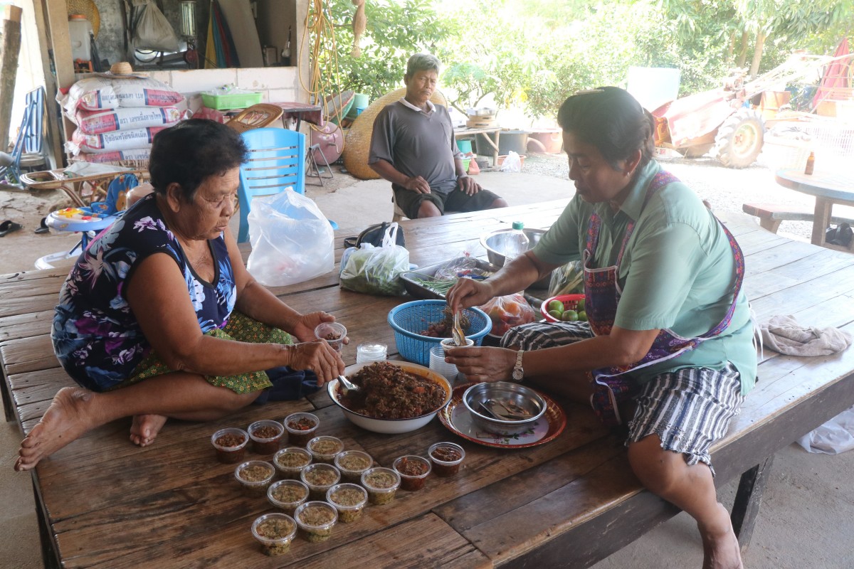 ชวนชิมเมนู "แจ่วบองหมู-ปลาร้าสับใส่ไข่" ของชาวบ้านบ้านวังแร่บางระกำ พิษณุโลก