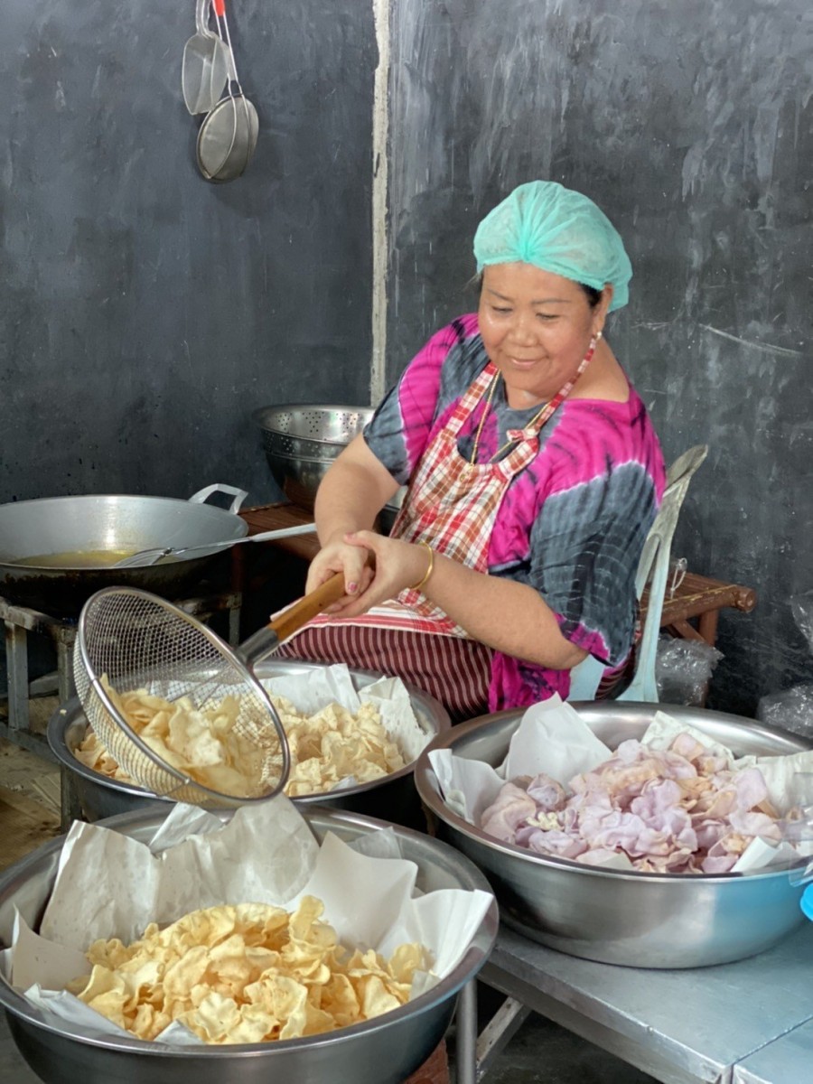 แวะเที่ยวเมืองญี่ปุ่น สวนคาโนนะ สวนลุงไกร ซื้อข้าวเกรียบเห็ดหอม