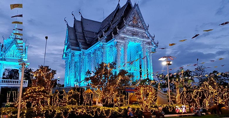 ความสวยงามของพระอุโบสถยามค่ำคืน วัดดอนใหญ่