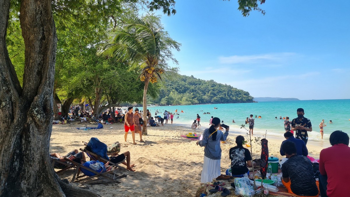 หาดทรายแก้ว สวรรค์ของครอบครัว ที่พักผ่อนหย่อนใจ