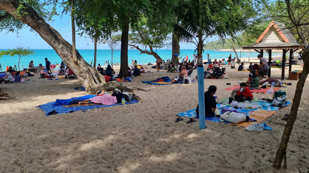 หาดทรายแก้ว สวรรค์ของครอบครัว ที่พักผ่อนหย่อนใจ