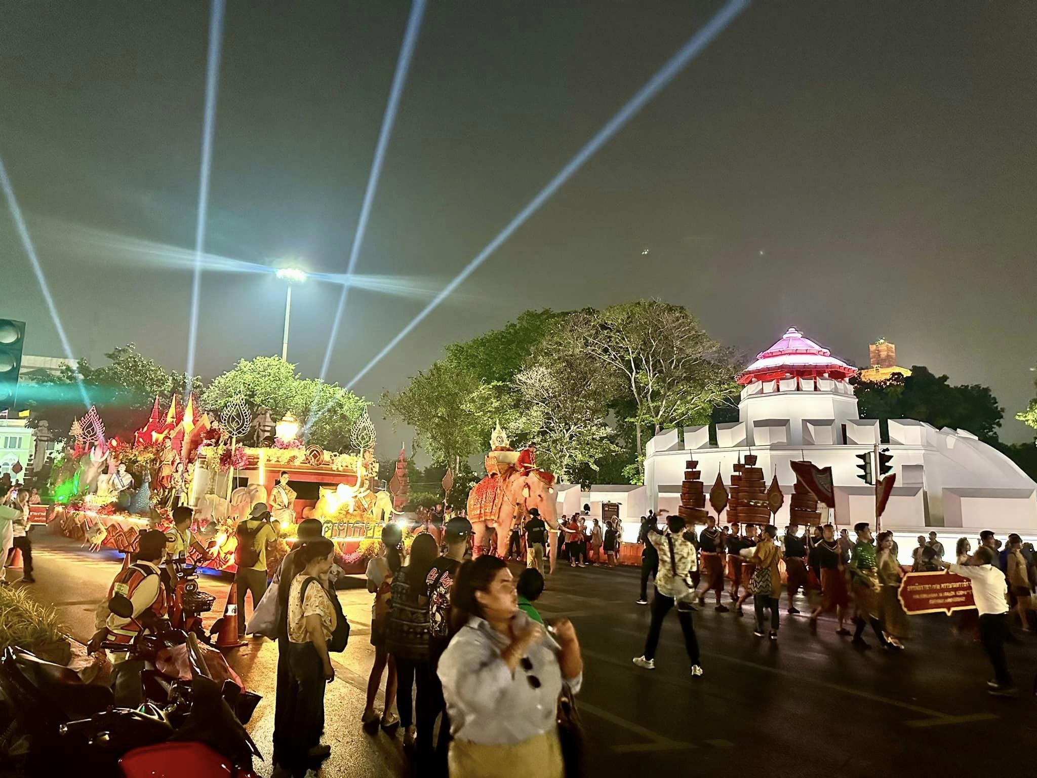 ขบวนพาเหรดจังหวัดอยุธยา งานเย็นทั่วหล้า มหาสงกรานต์ 2567 